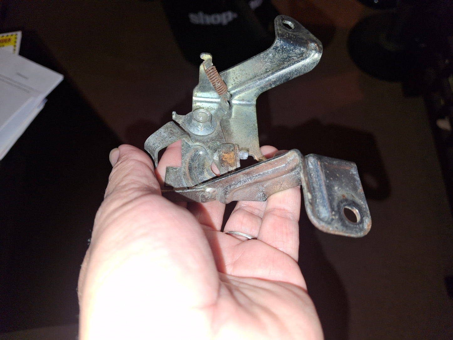 Honda CBR900RR Seat Latch 900RR Seat Lock Stay CBR 900 RR Part # 77233-MAS-E00