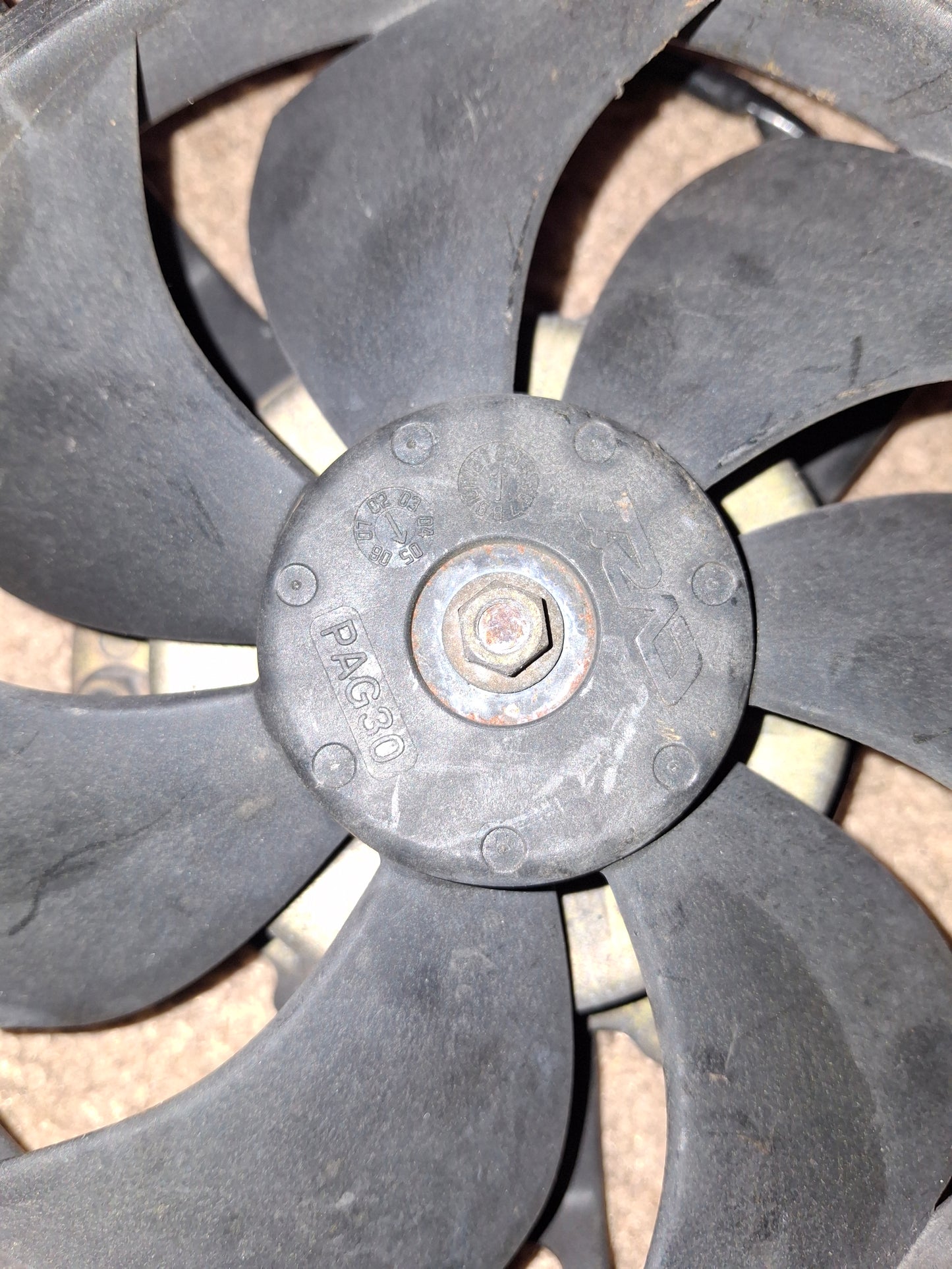 OEM 05 06 Honda CBR600RR Radiator Fan 600RR Cooling Fan Coolant Fan 03 04