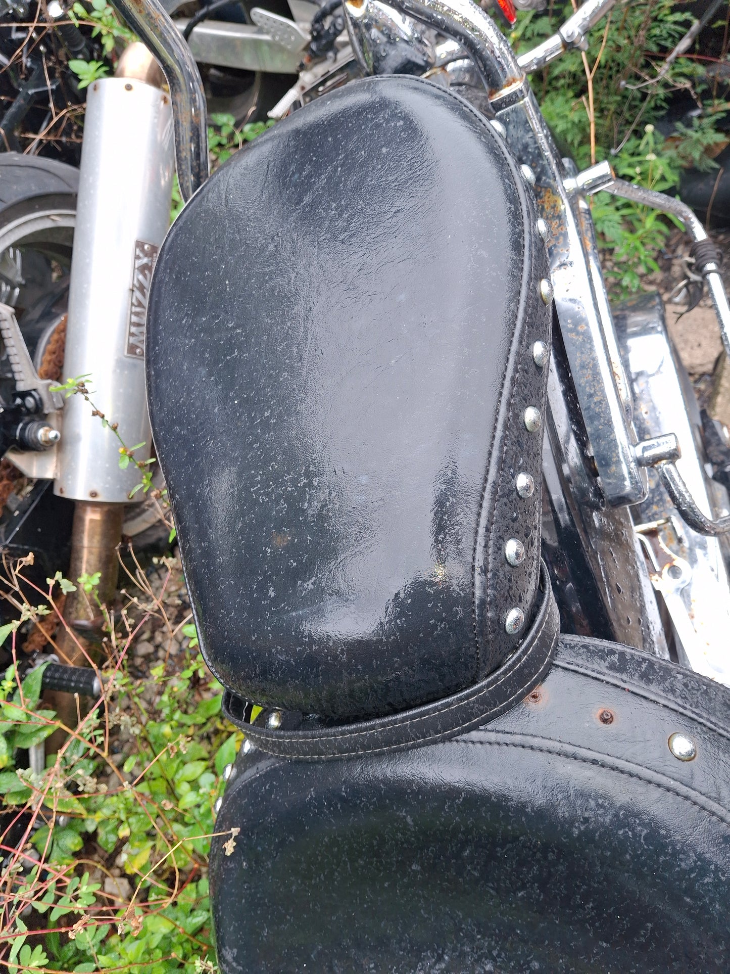 02 Yamaha Road Star 1600 Seats Sissy Bar Roadstar Front Seat Rear Seat Back Rest