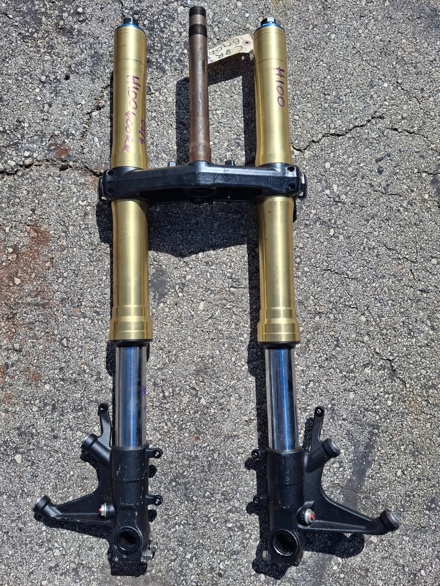 05 06 Honda CBR600RR Forks 600RR Front End Inverted With Lower Triple Tree MEE