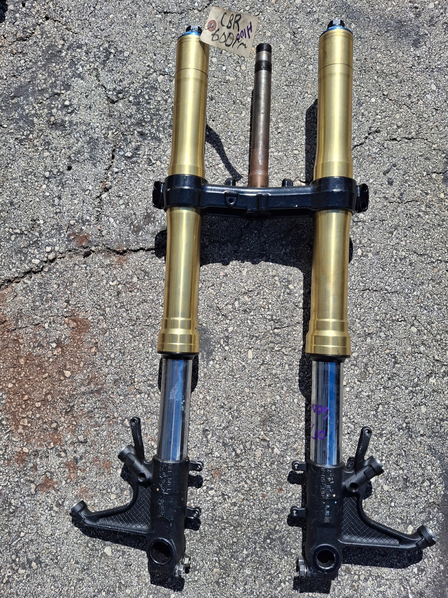 05 06 Honda CBR600RR Forks 600RR Front End Inverted With Lower Triple Tree MEE