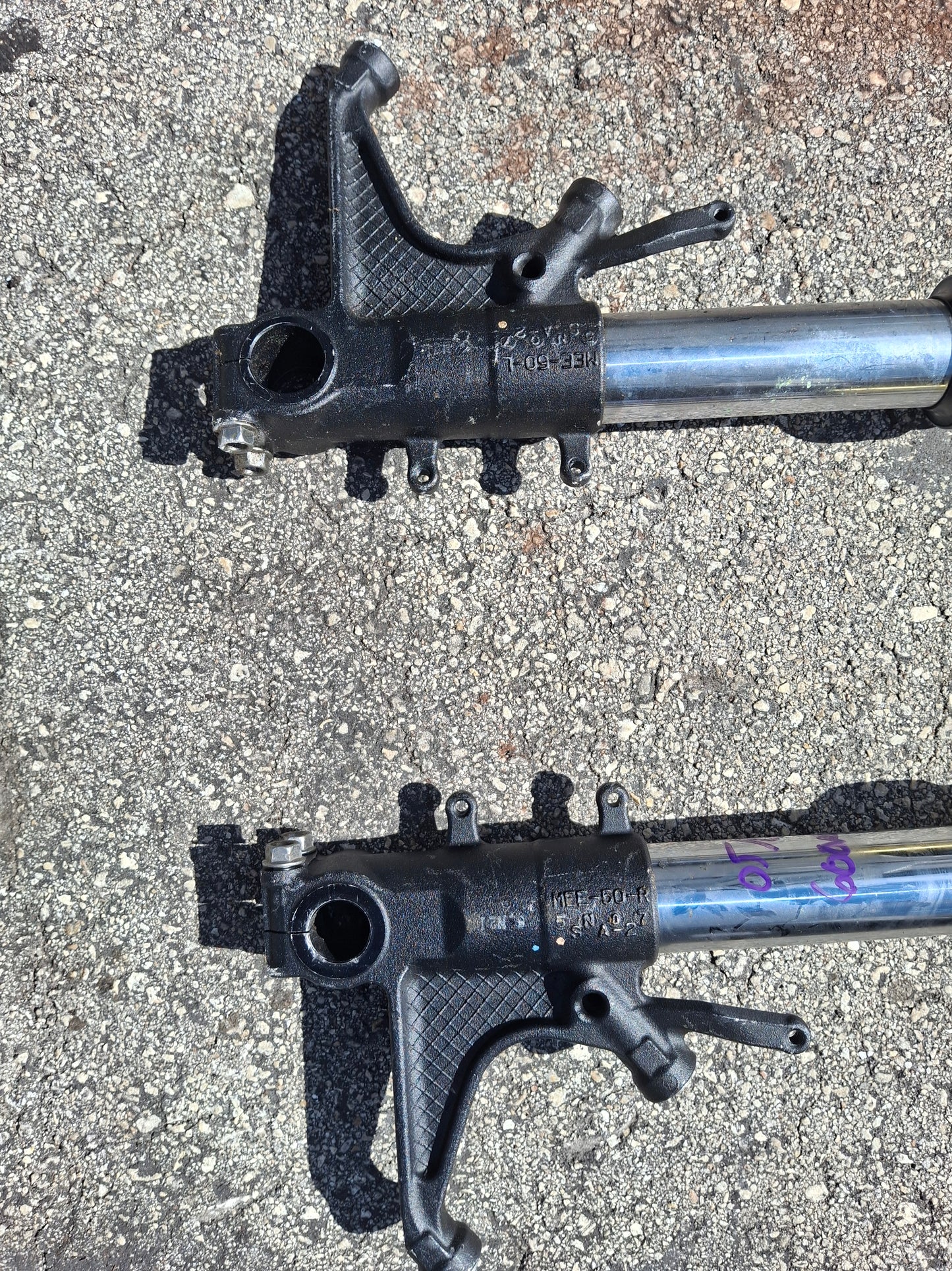 05 06 Honda CBR600RR Forks 600RR Front End Inverted With Lower Triple Tree MEE