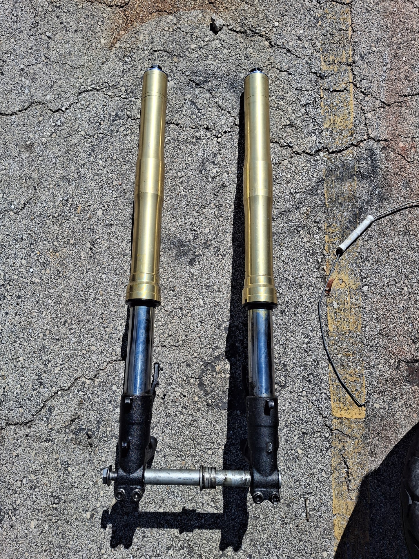 05 06 Honda CBR600RR Forks 600RR Front End Inverted With Axle MEE CBR 600