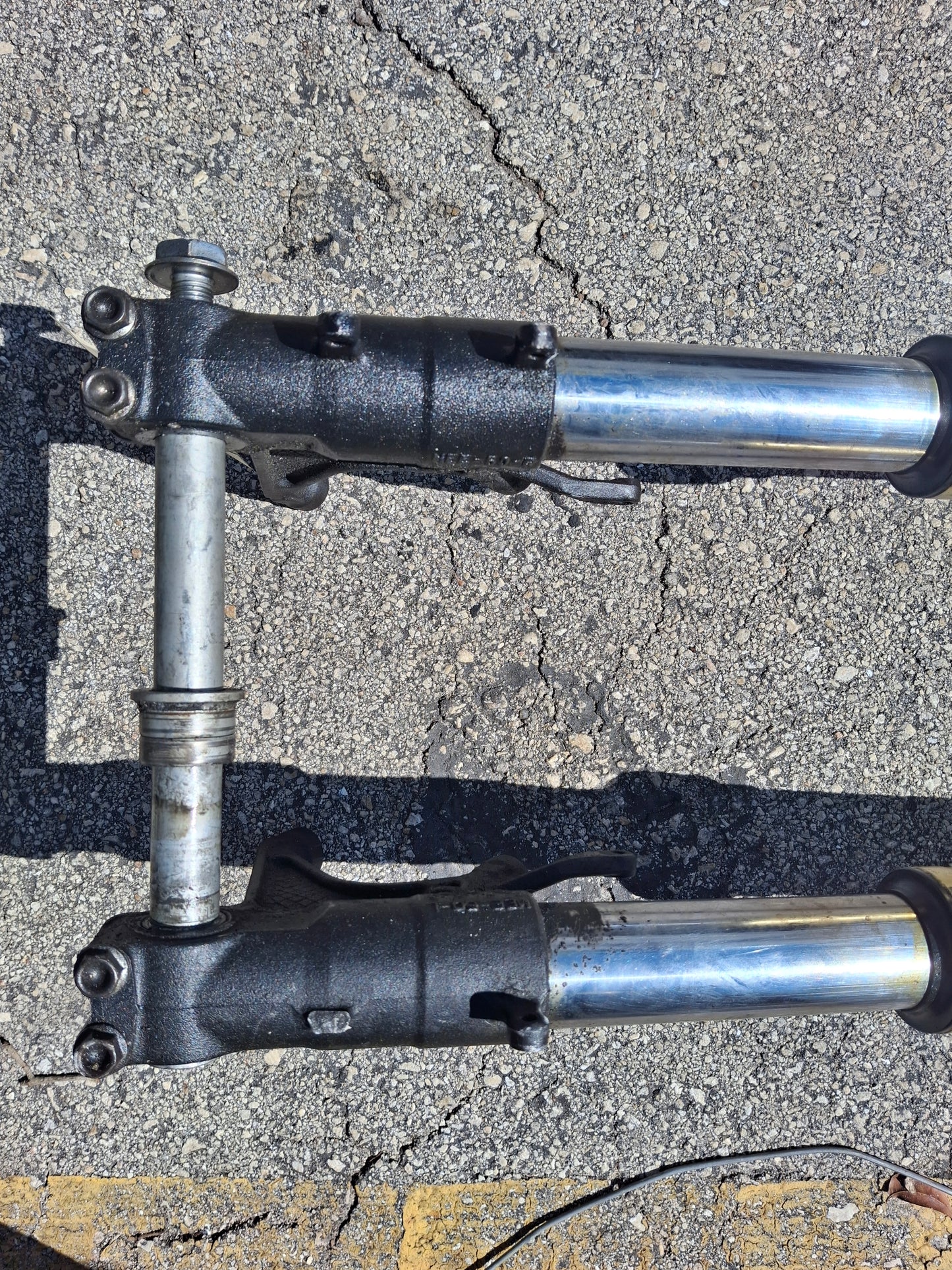 05 06 Honda CBR600RR Forks 600RR Front End Inverted With Axle MEE CBR 600