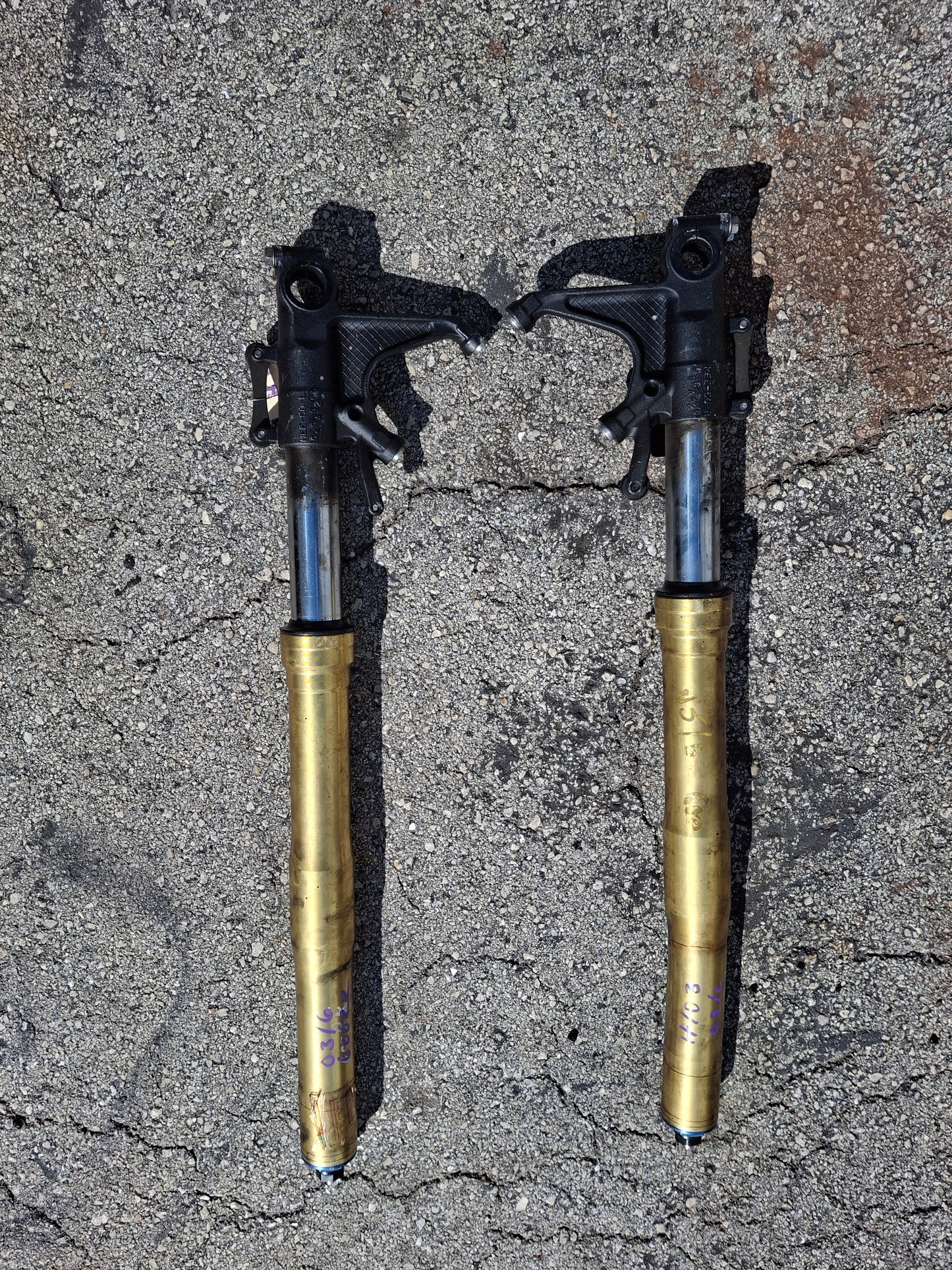 05 06 Honda CBR600RR Forks 600RR Front End R Side Bent CBR 600 RR Suspension MEE