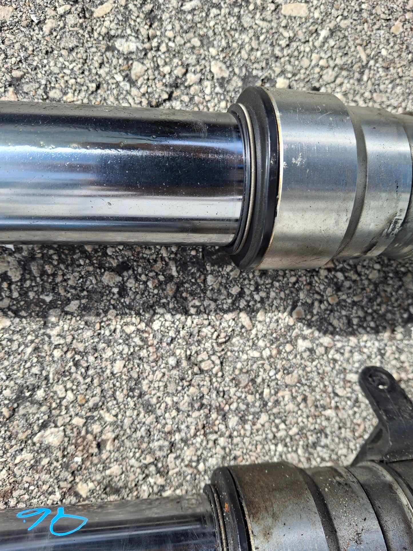 96 97 Honda CBR900RR Forks 900RR Front End Suspension MAS