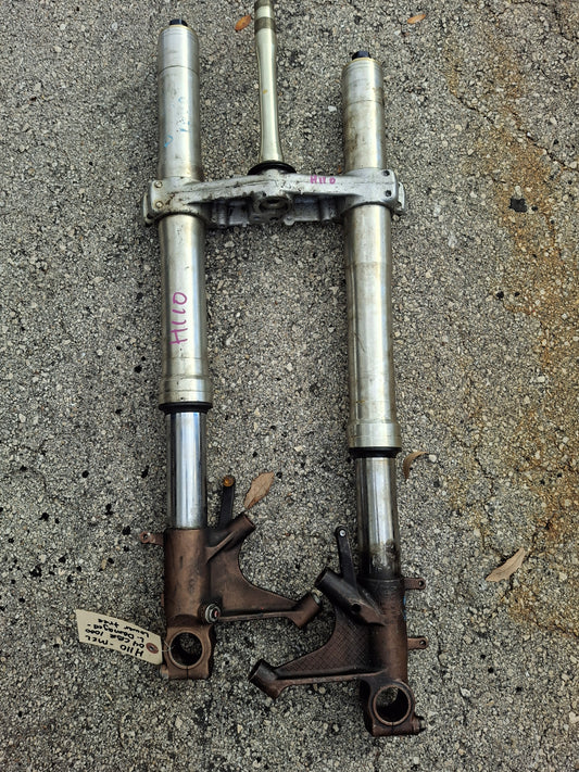04-07 Honda CBR1000RR Forks CBR1000 Front end & Lower Tree Suspension MEL