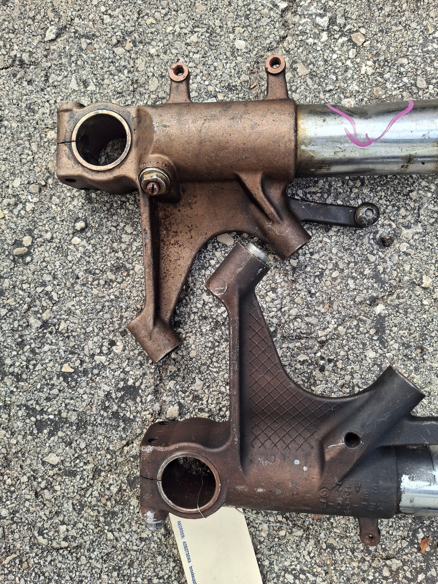 04-07 Honda CBR1000RR Forks CBR1000 Front end & Lower Tree Suspension MEL