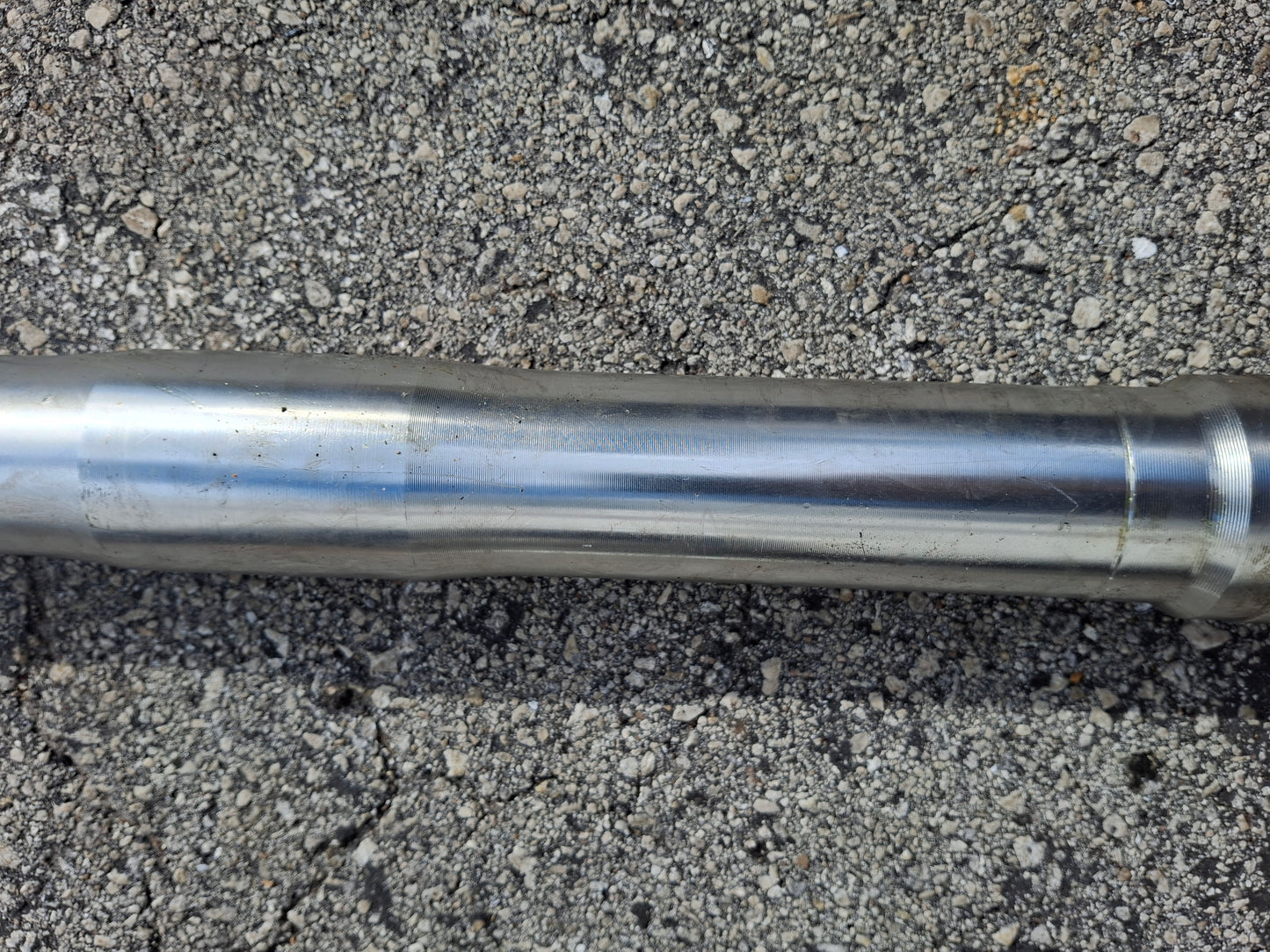 04-07 Honda CBR1000RR Right Fork CBR1000 Front End CBR 1000 RR Suspension MEL