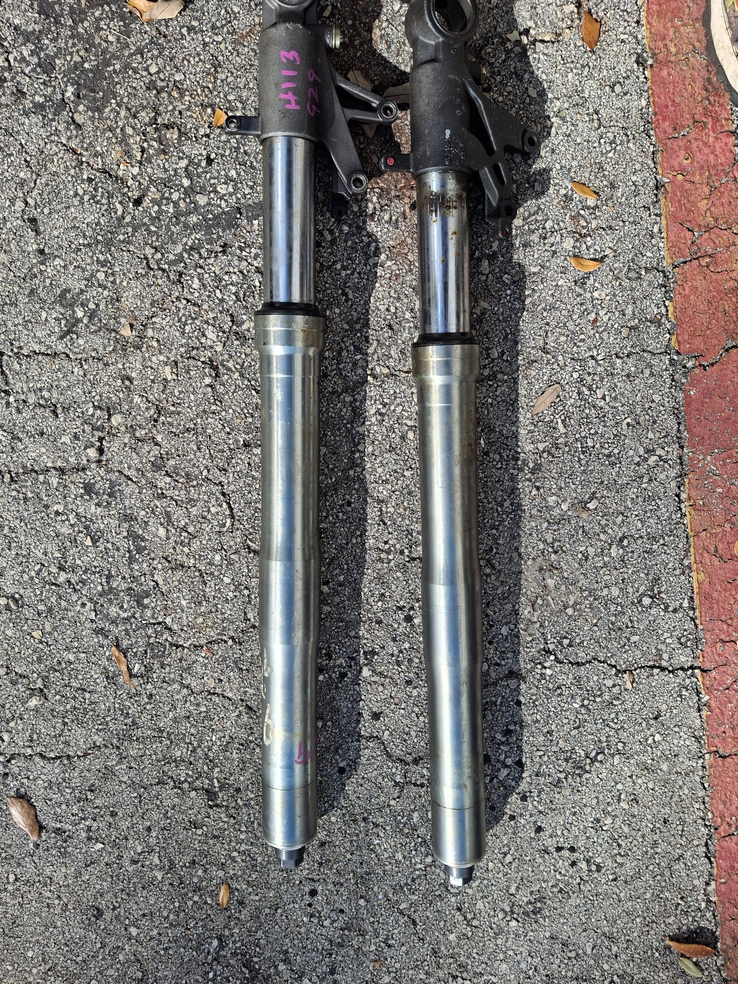 Honda CBR929RR 929 Front Forks Front End Lower Triple Tree Suspension 929RR MCJ