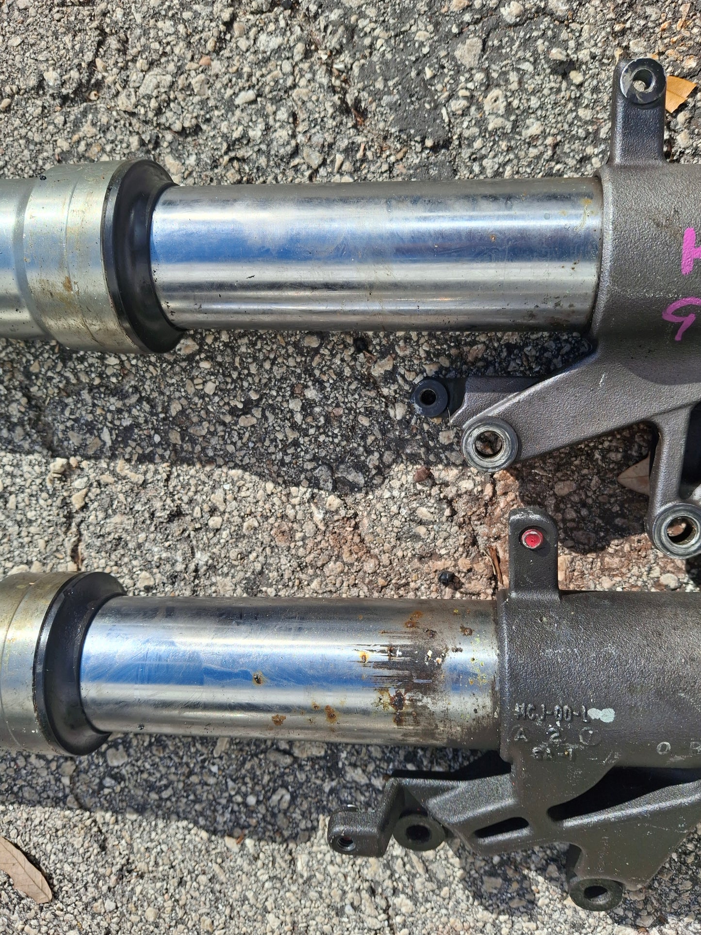 Honda CBR929RR 929 Front Forks Front End Lower Triple Tree Suspension 929RR MCJ