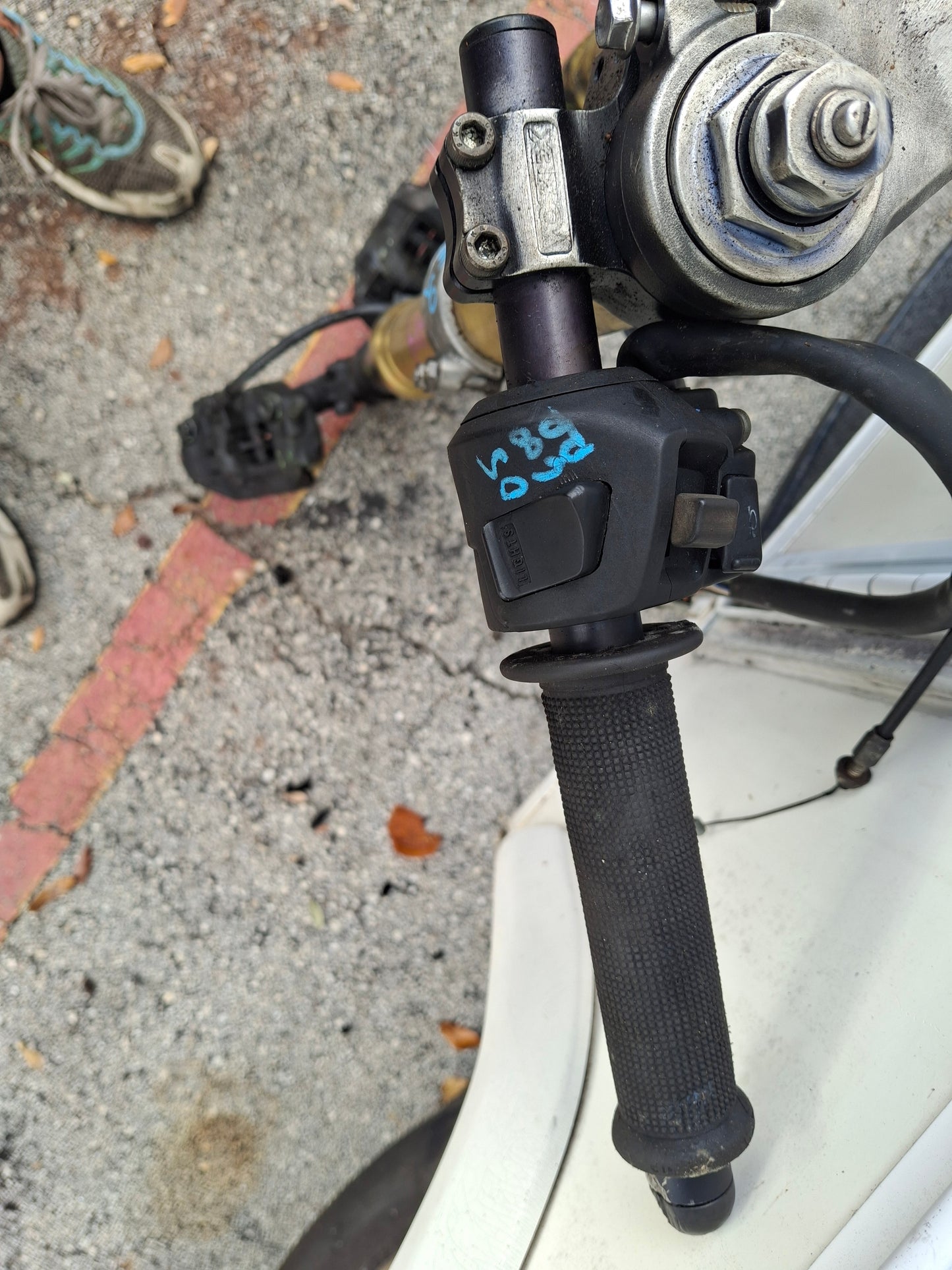 05 06 Honda CBR600RR Forks 600RR Front End Clip Ons Switches Triple Trees Calipers