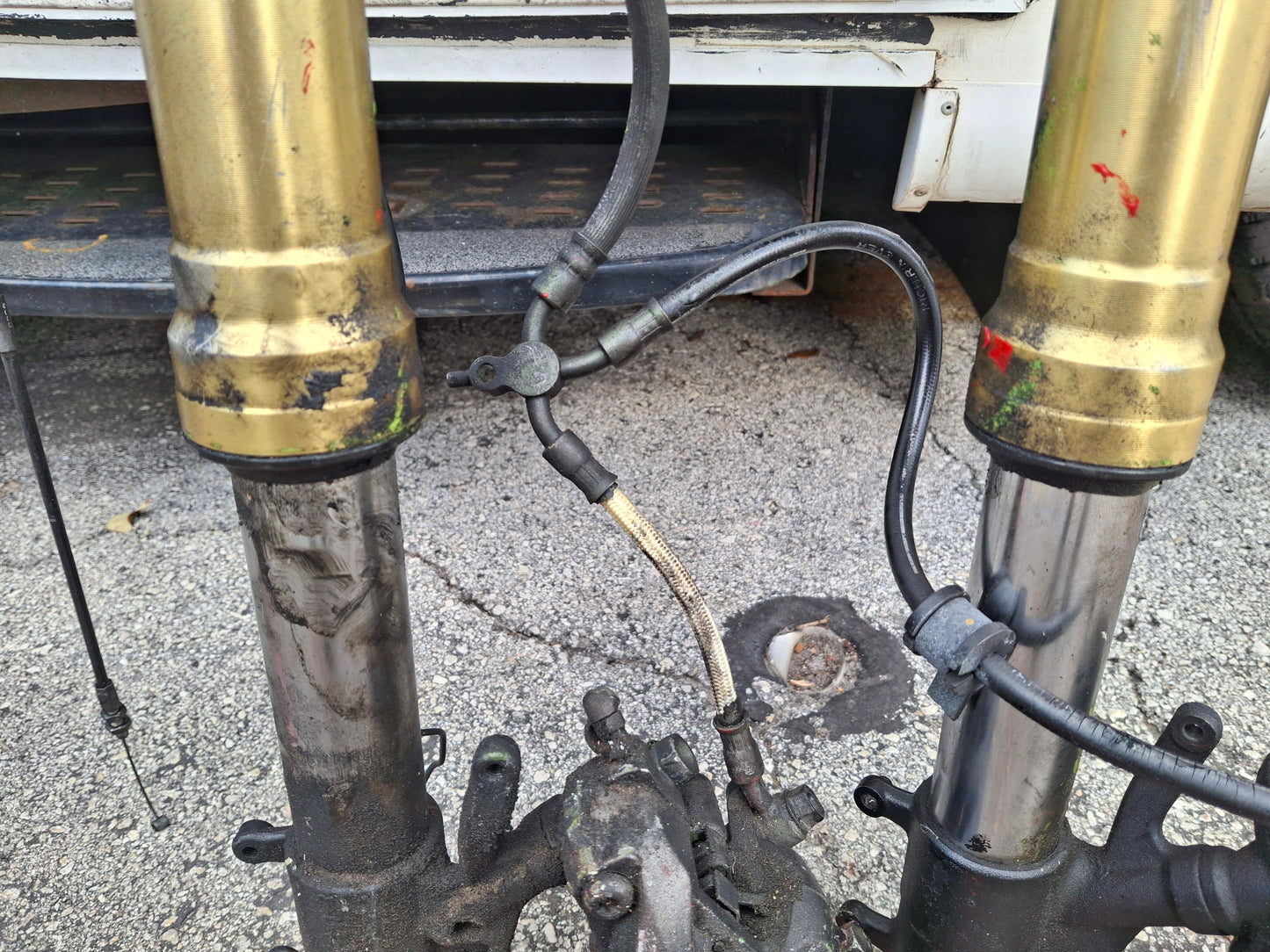 05 06 Honda CBR600RR Forks 600RR Front End Clip Ons Switches Triple Trees Calipers