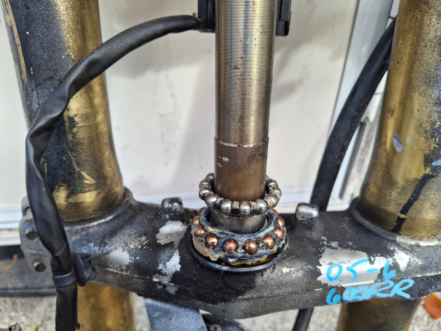 05 06 Honda CBR600RR Forks 600RR Front End Clip Ons Switches Triple Trees Calipers