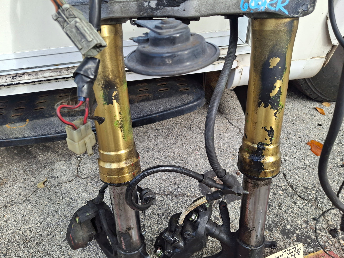 05 06 Honda CBR600RR Forks 600RR Front End Clip Ons Switches Triple Trees Calipers