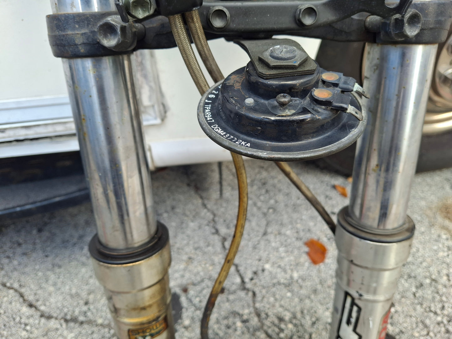 93 94 Honda CBR900RR Forks Clip-Ons Calipers Triple Tree Master Cylinder 900RR MWO