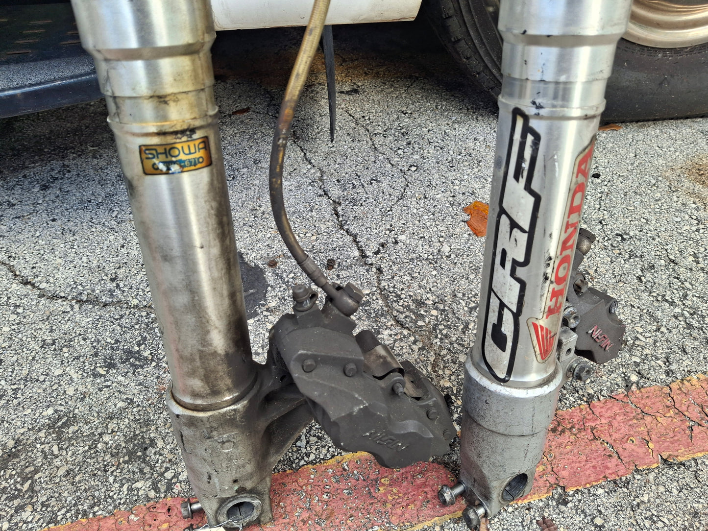 93 94 Honda CBR900RR Forks Clip-Ons Calipers Triple Tree Master Cylinder 900RR MWO