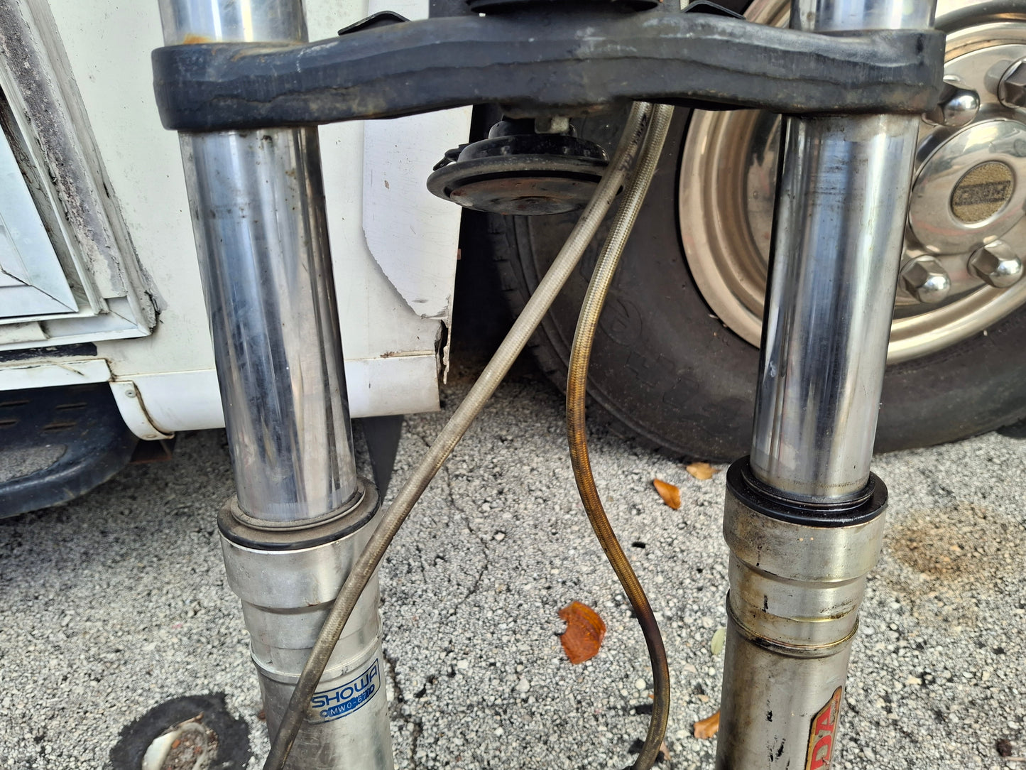 93 94 Honda CBR900RR Forks Clip-Ons Calipers Triple Tree Master Cylinder 900RR MWO