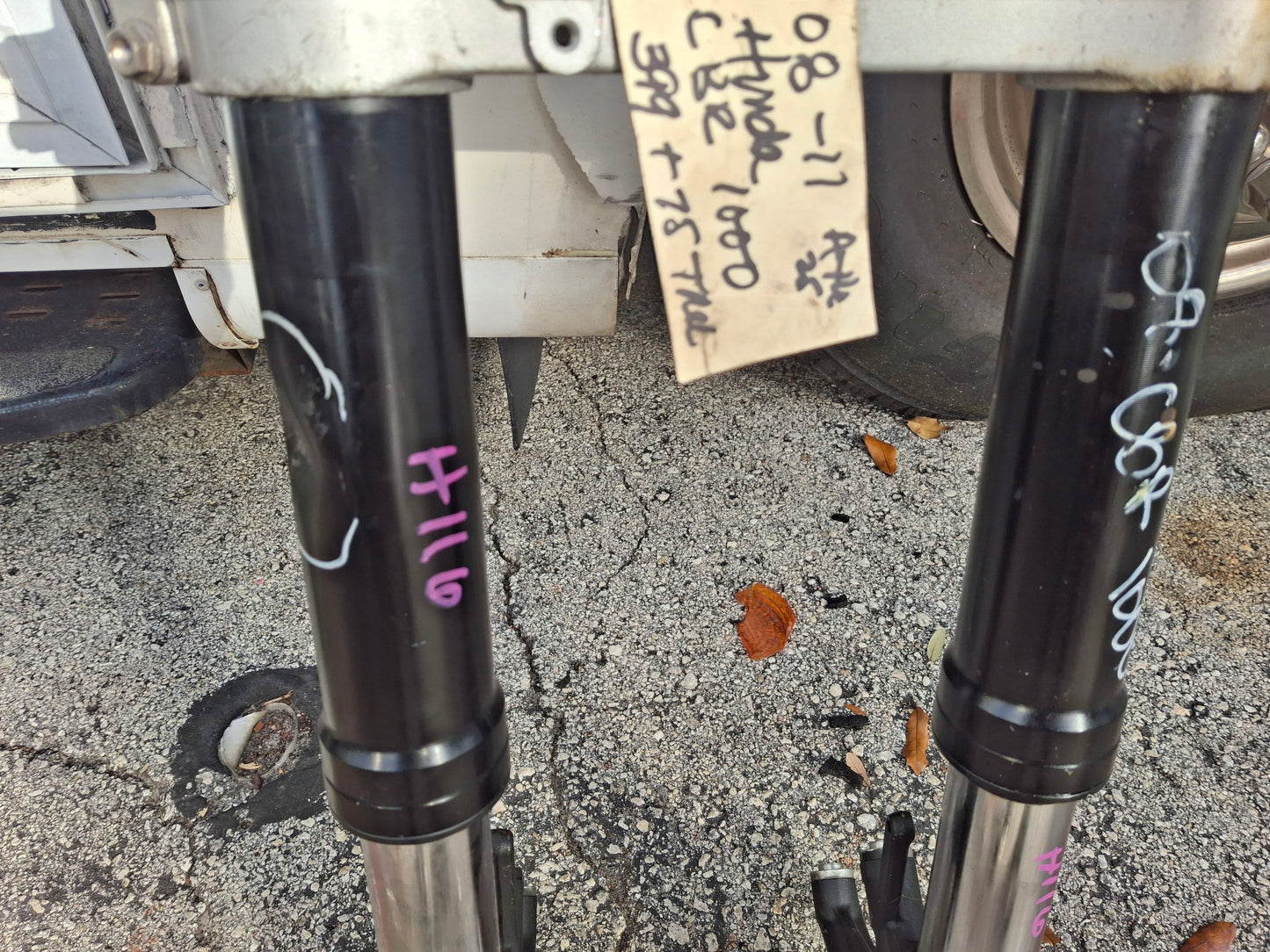 08-11 Honda CBR1000RR Forks CBR1000 Front End Lower Triple Tree Axle CBR 1000