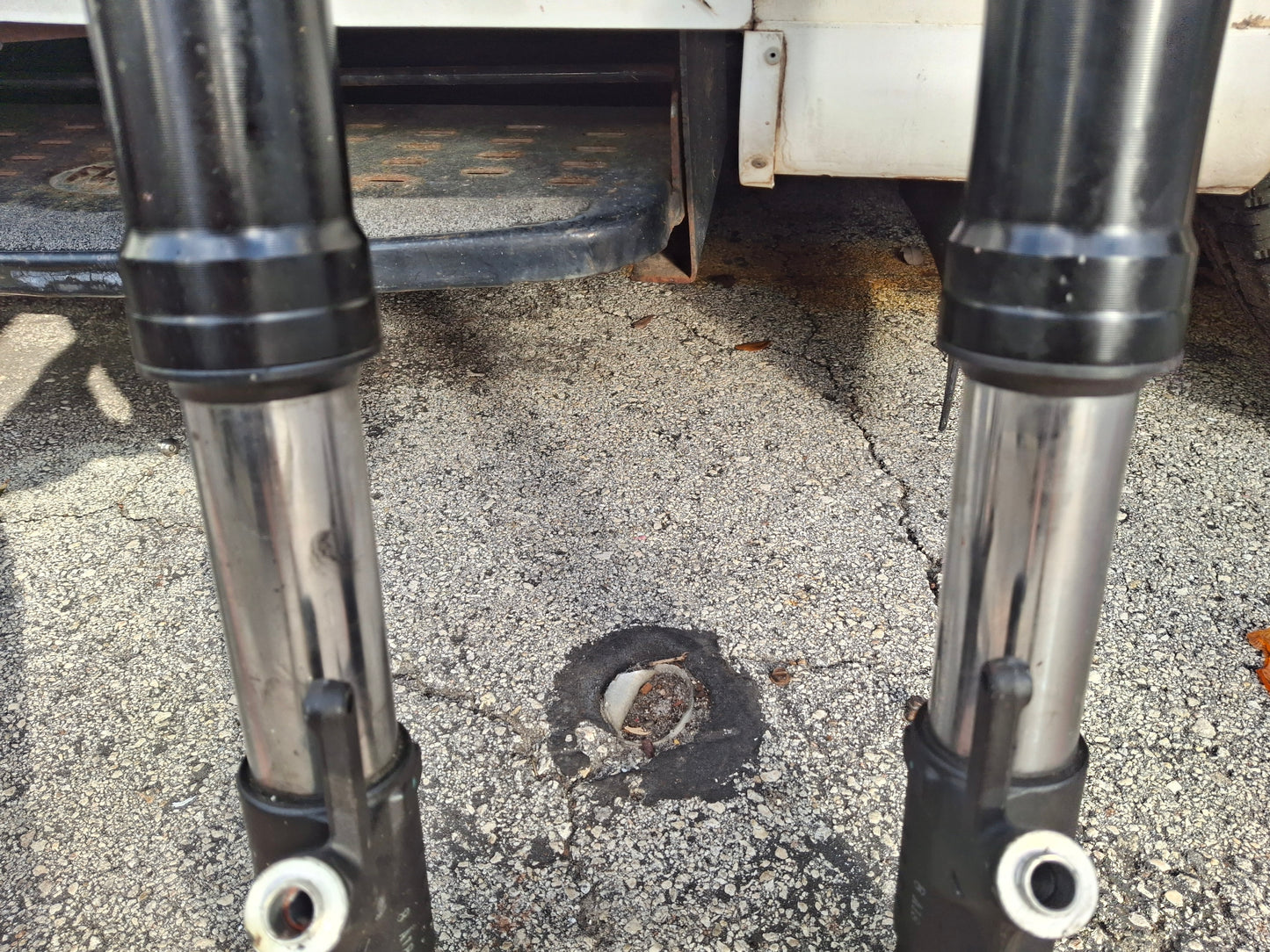 08-11 Honda CBR1000RR Forks CBR1000 Front End Lower Triple Tree Axle CBR 1000