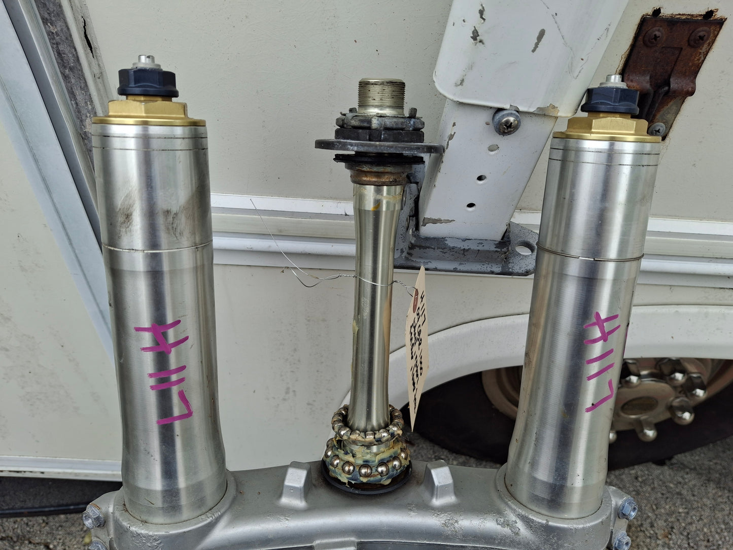 04-07 Honda CBR1000RR Forks CBR 1000 Front End Axle Triple Tree Front Rim Wheel