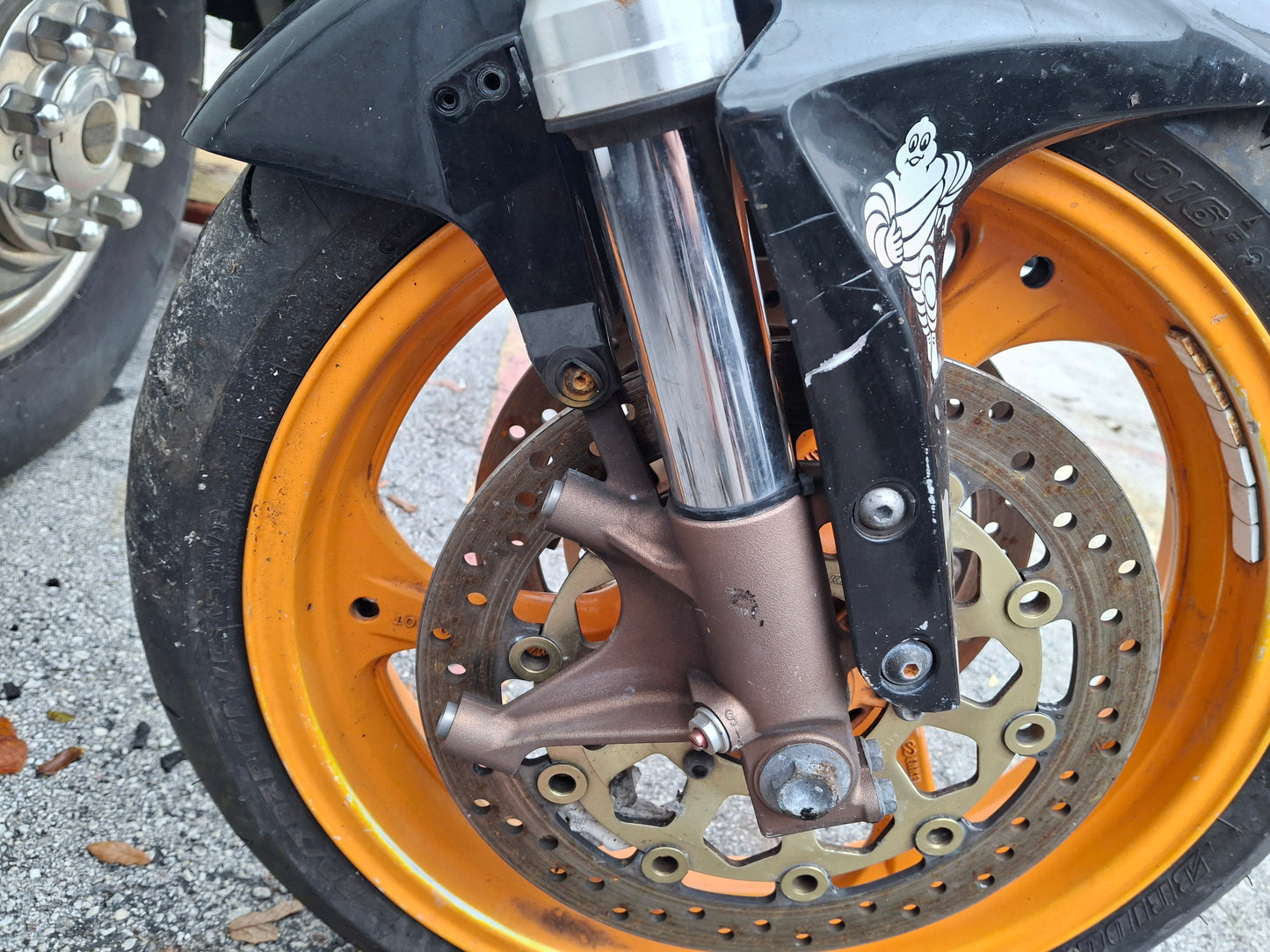 04-07 Honda CBR1000RR Forks CBR 1000 Front End Axle Triple Tree Front Rim Wheel