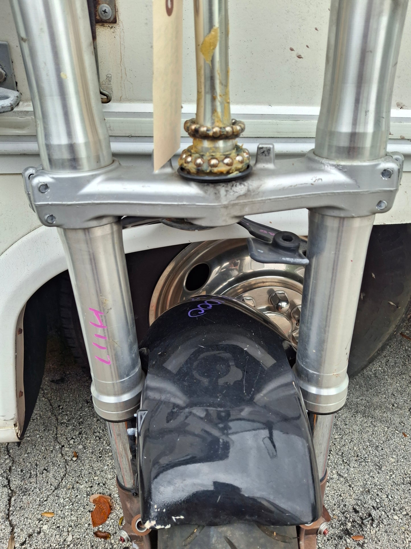 04-07 Honda CBR1000RR Forks CBR 1000 Front End Axle Triple Tree Front Rim Wheel