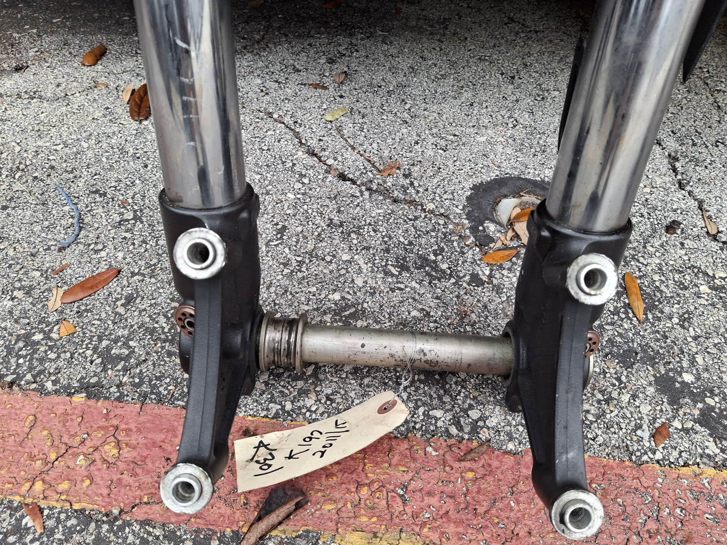 11-15 Kawasaki ZX-10 Forks Gen 4 ZX10 Front End Triple Trees Axle ZX-10R K197