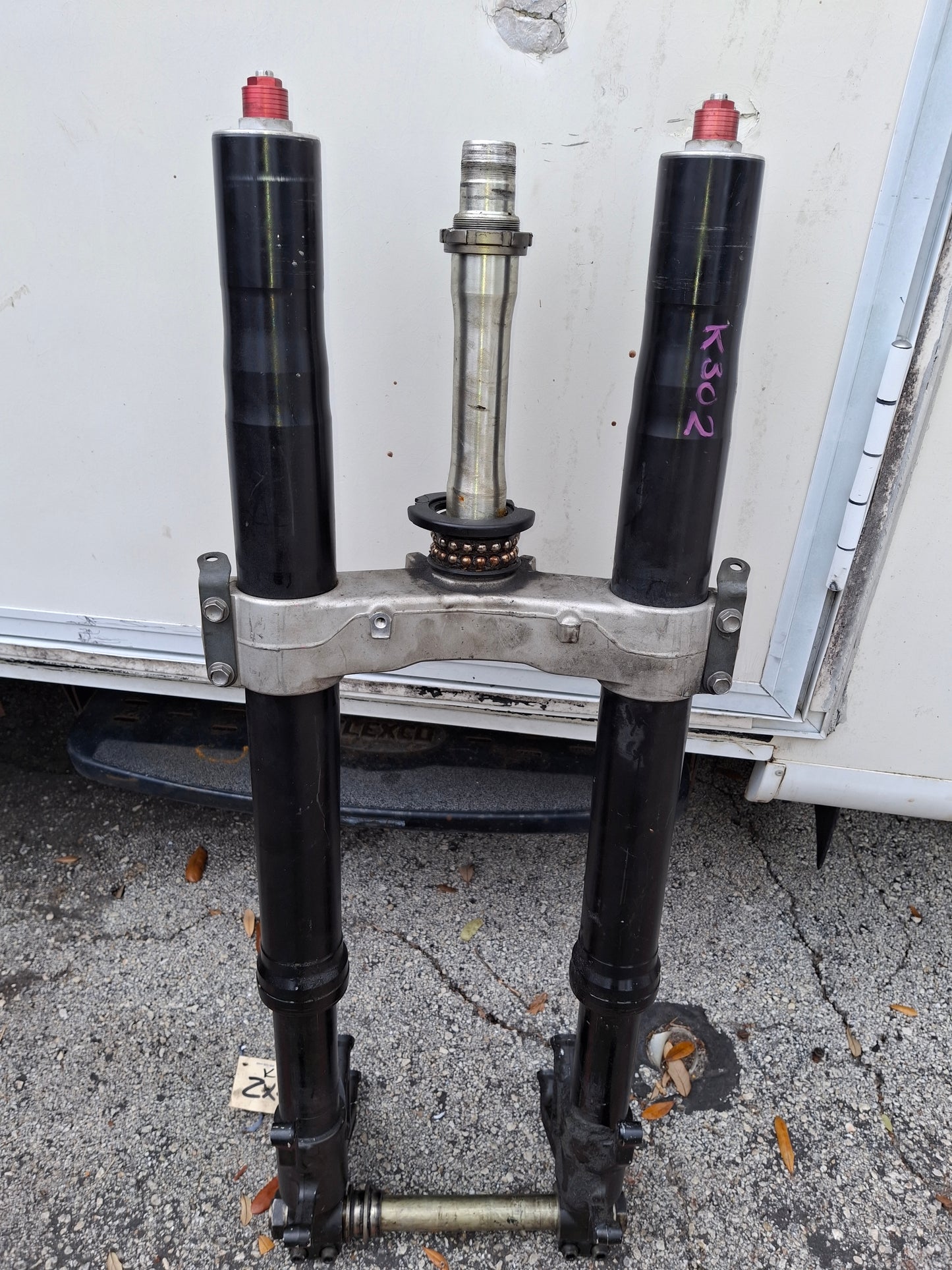 06 07 Kawasaki ZX-10 Forks Triple Tree Axle ZX10 Front End Suspension ZX-10R