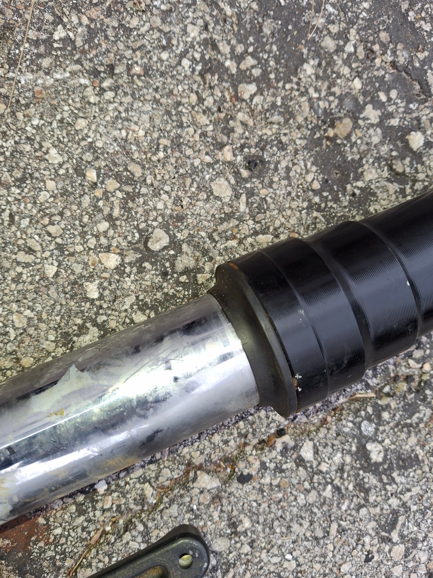 11-15 Kawasaki ZX-10 Left Fork ZX-10R Forks ZX10 Suspension K197-00-L