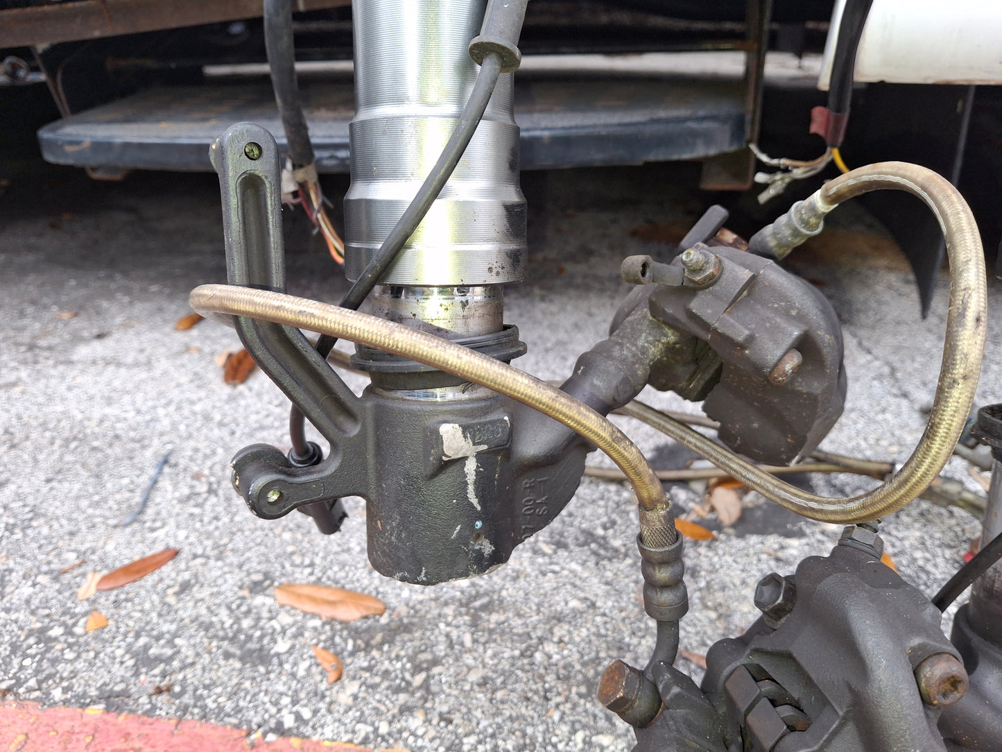 11-15 Kawasaki ZX-10 Forks ZX10 Front End Parting Out Triple Trees , Clip-On , Switches, Calipers etc. Read Description