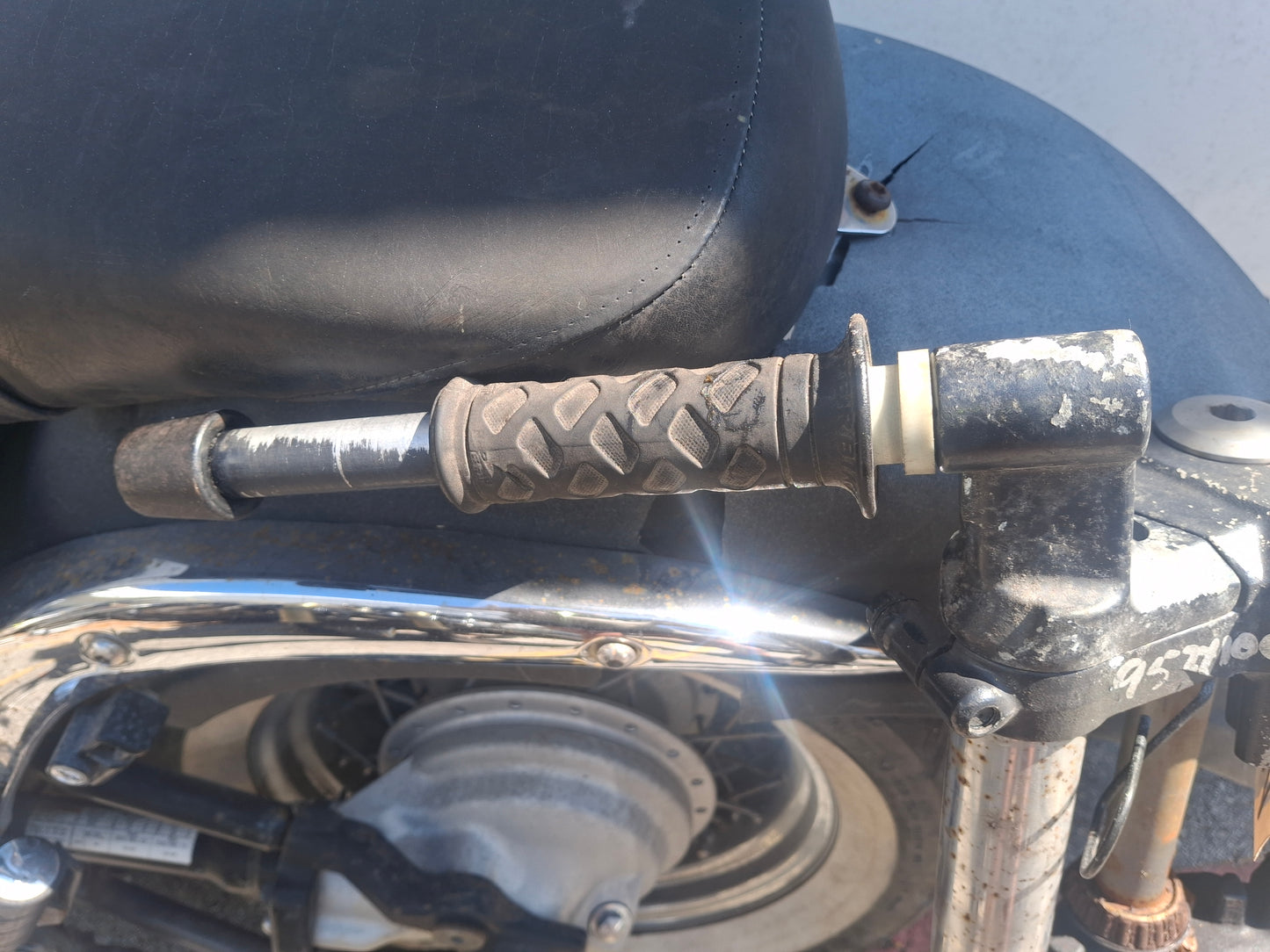 Kawasaki ZX-11 Forks GPZ1100 Front End ZX11 Triple Trees Clip-ons Handle Bars