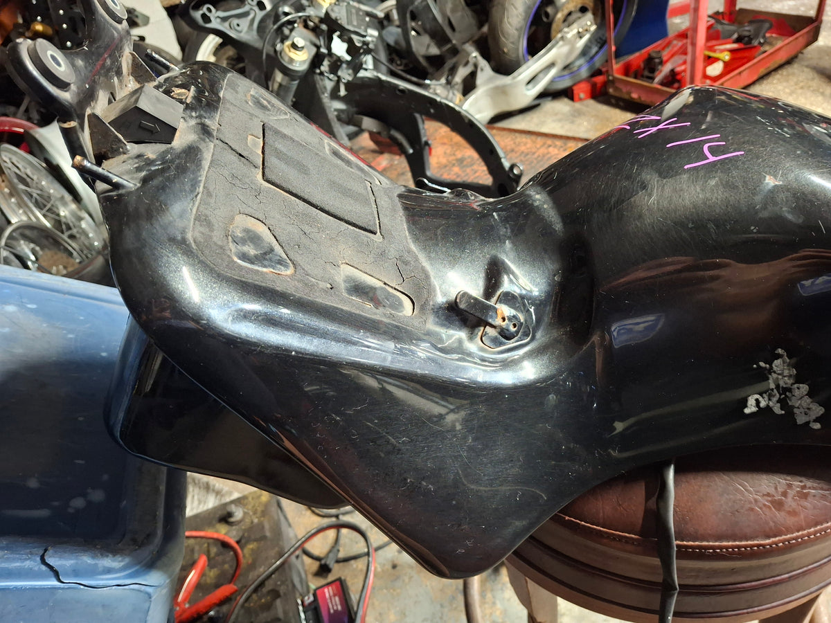 06 - 11 Kawasaki ZX14 Gas Tank ZX-14 Fuel Petrol Cell ZX1400 K33 Inside Nice