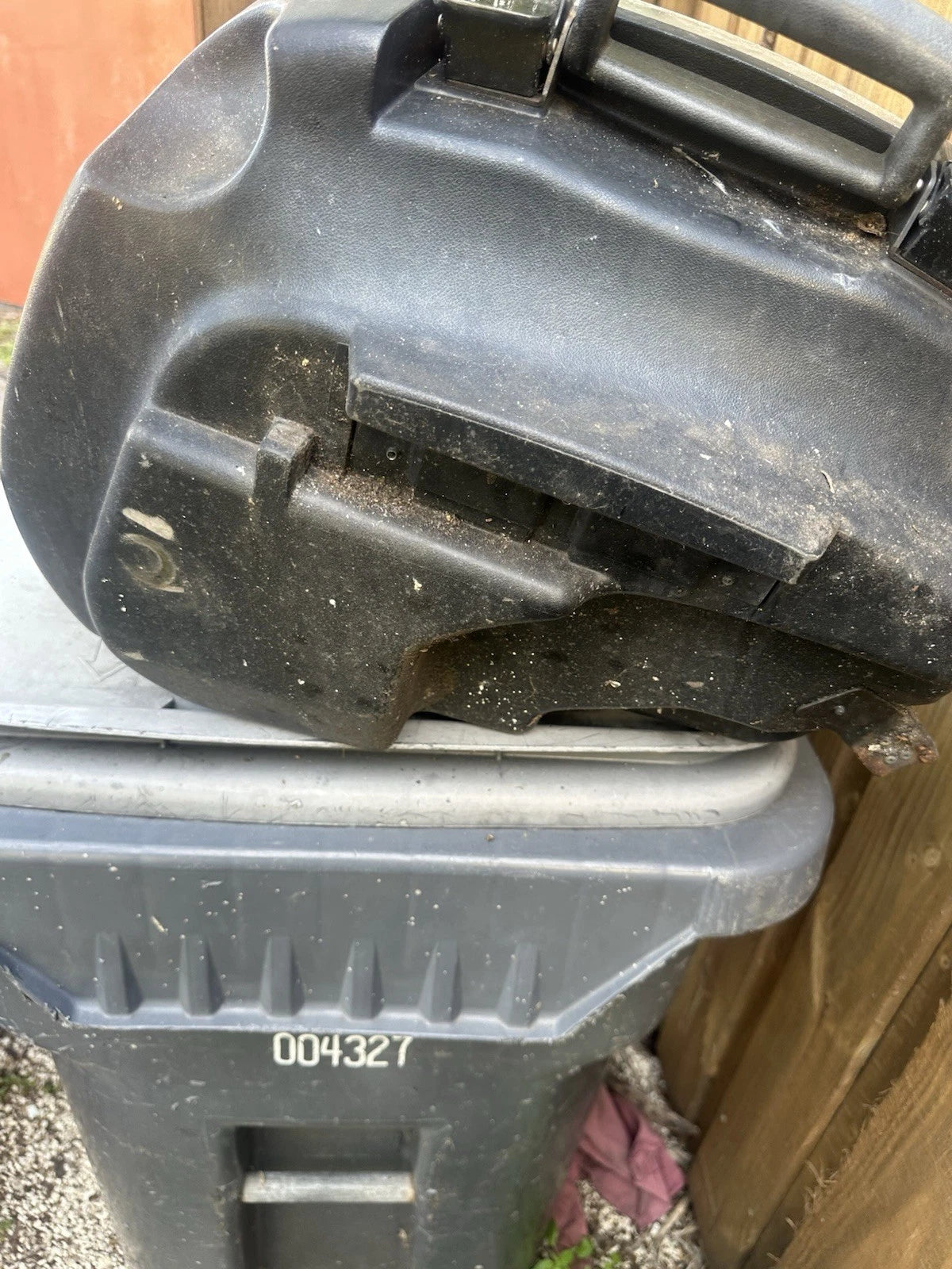 97 Triumph Trophy 900 OEM Carburetors Carbs - Parting Out Complete Bike