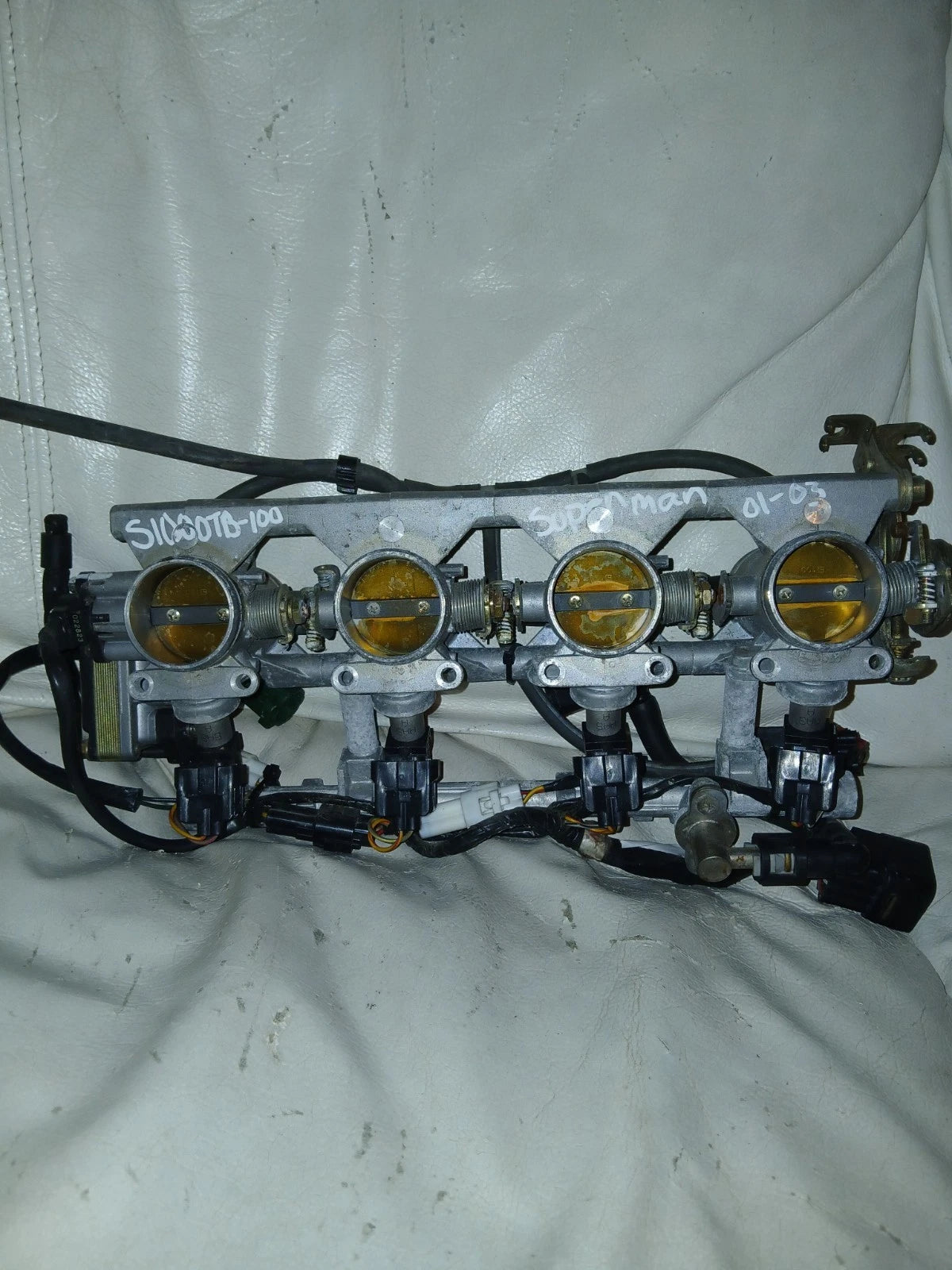 01-03 Suzuki GSXR 600 Throttle Bodies OEM Complete Set GSXR600