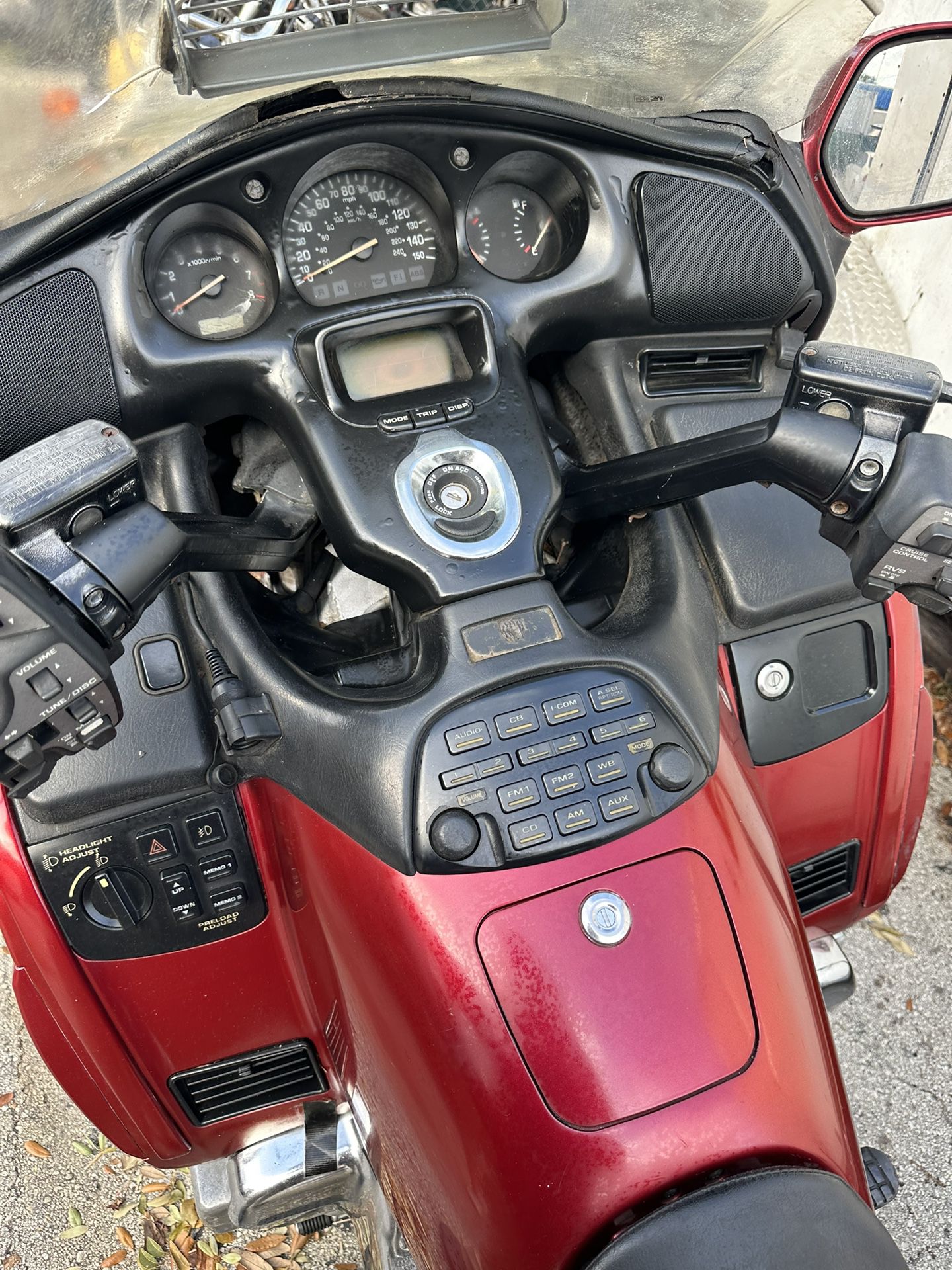 01 Honda Goldwing 1800 GL1800 65,000 miles Contact For Pricing GL