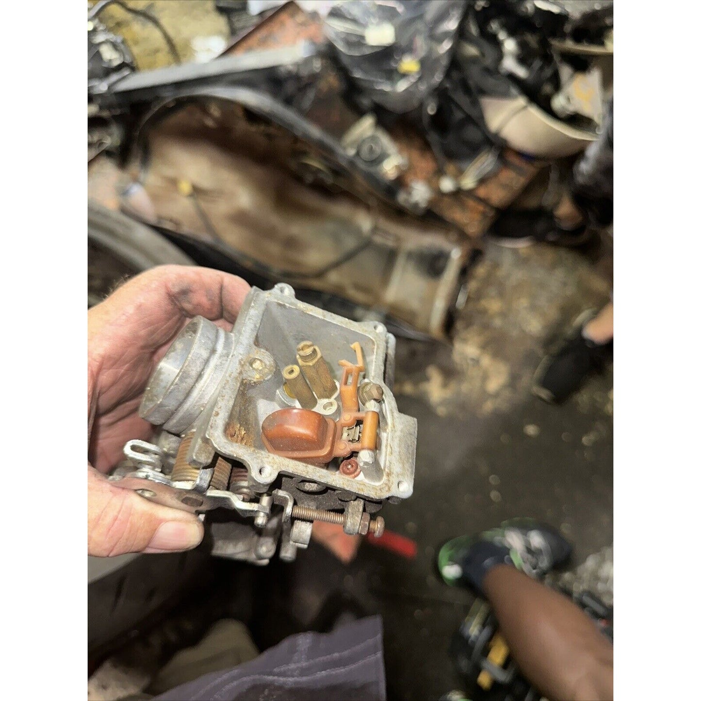 Suzuki VS 1400 Intruder Carburetor Carb on the shelf Not 100% Sure Sure VS1400