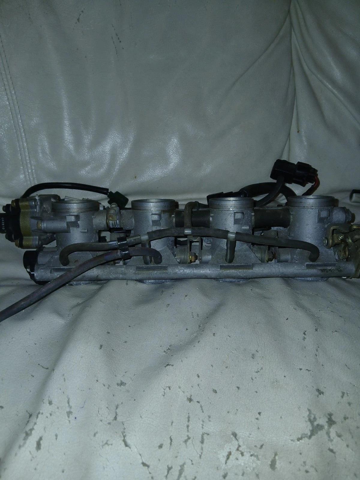 01-03 Suzuki GSXR 600 Throttle Bodies OEM Complete Set GSXR600