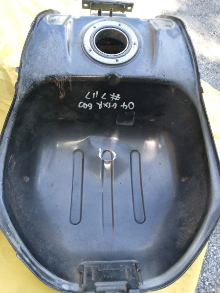 04 05 Suzuki GSXR 600 750 Gas Tank Fuel Petrol Cell GSXR600 GSXR750 - Stunt Tank