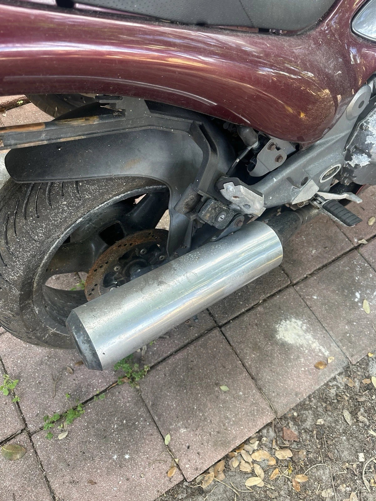 97 Triumph Trophy 900 OEM Carburetors Carbs - Parting Out Complete Bike