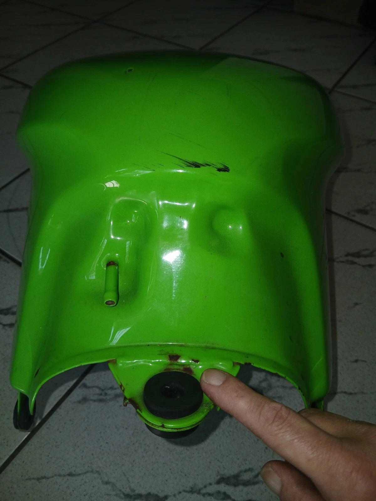 04 Kawasaki EX500 Gas Tank EX 500 Fuel Tank Petrol Cell Ninja 500 Petcock