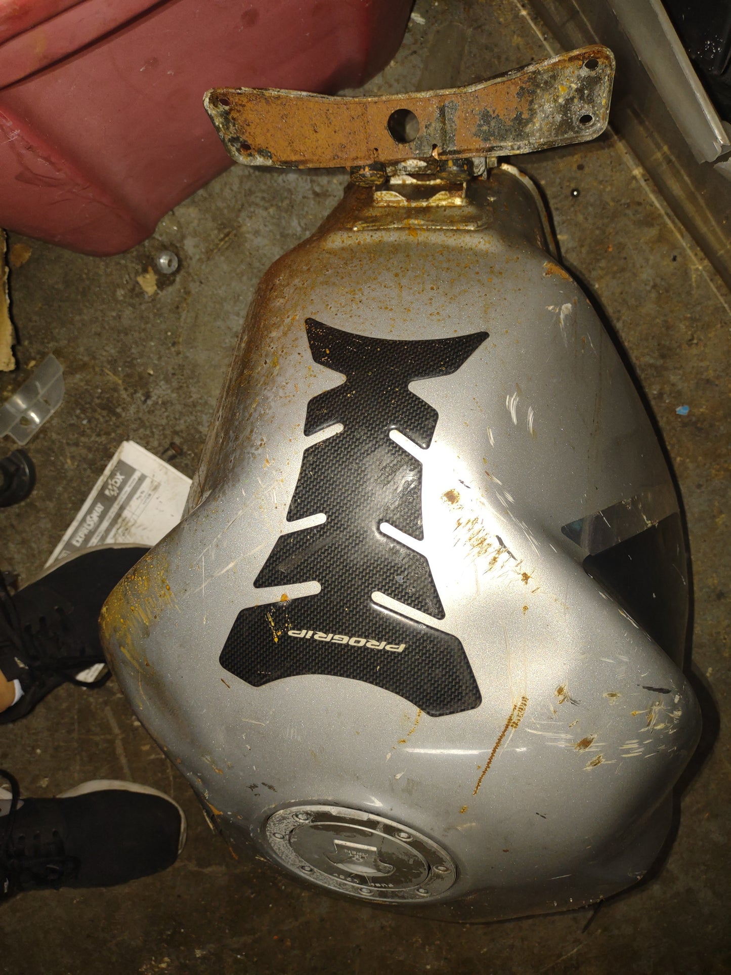 Honda CBR954RR CBR 954 954RR Gas Fuel Petrol Tank - Some damage