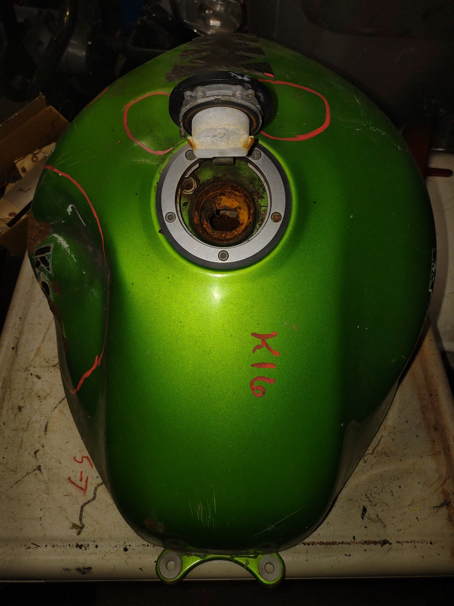 Kawasaki ZX7 ? ZX9 ? Gas Tank Fuel petrol Cell Reservoir ZX-7 ZX-9