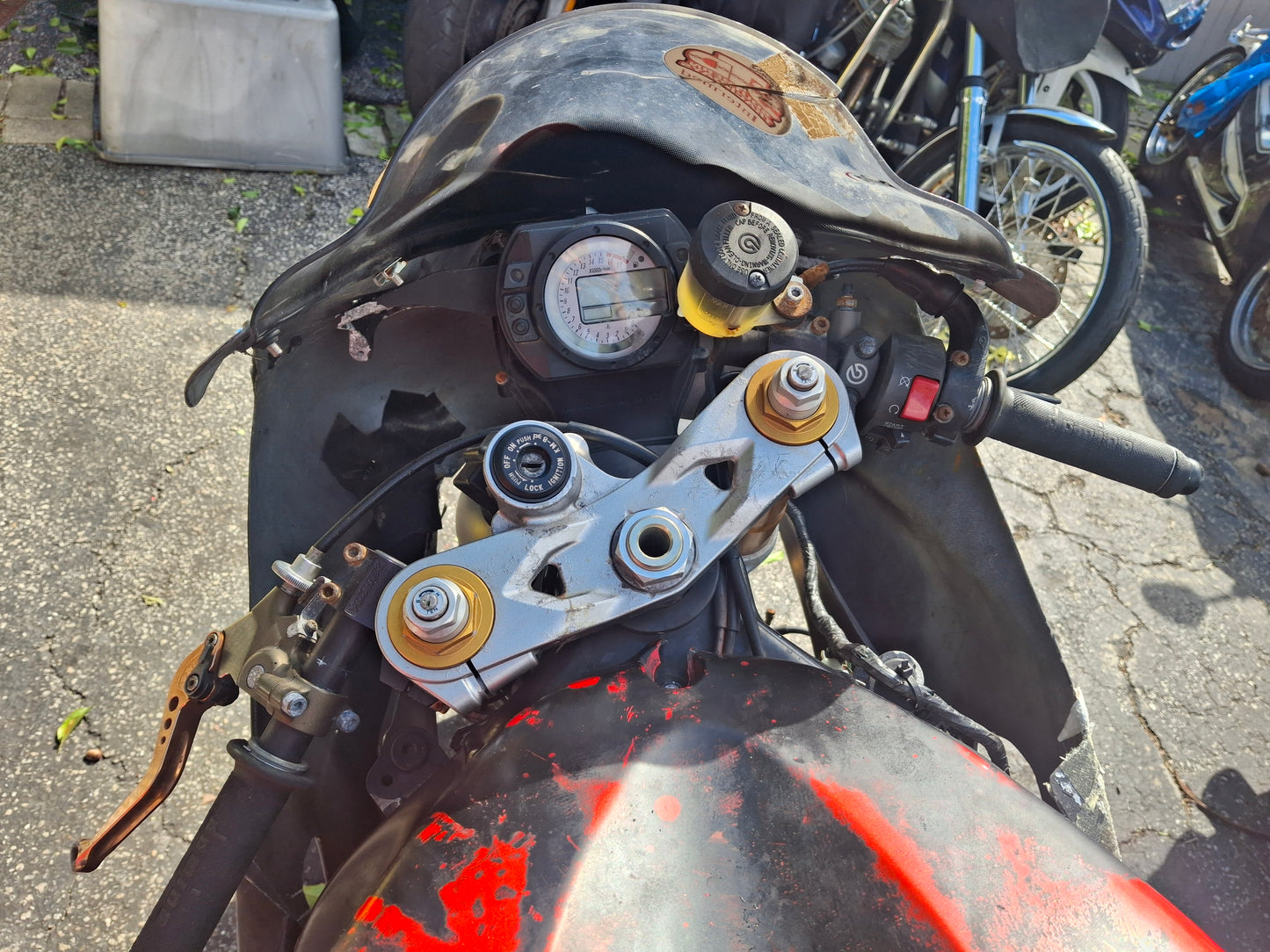 05 Kawasaki 636 Racing Bike ZX636 Streetfighter Clean Title 18,000 Miles