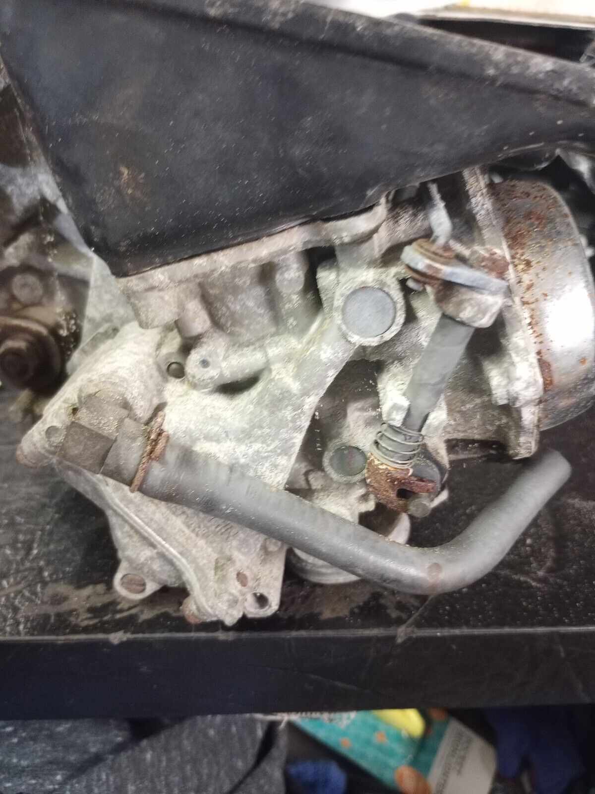 1984 Honda Magna 500 V30 VF500C VF 500 Carbs Keihin Carburetor manifold linkage work